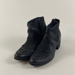 Gidigio Capo Rabbit Bootie